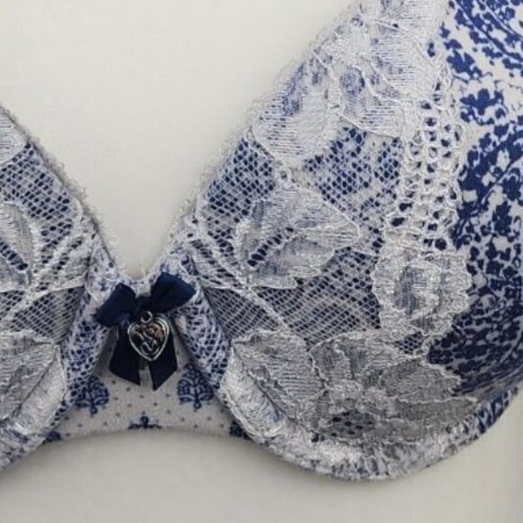 Victoria's Secret Body by Victoria Perfect Shape Blue Paisley 34D - Picture 6 of 6